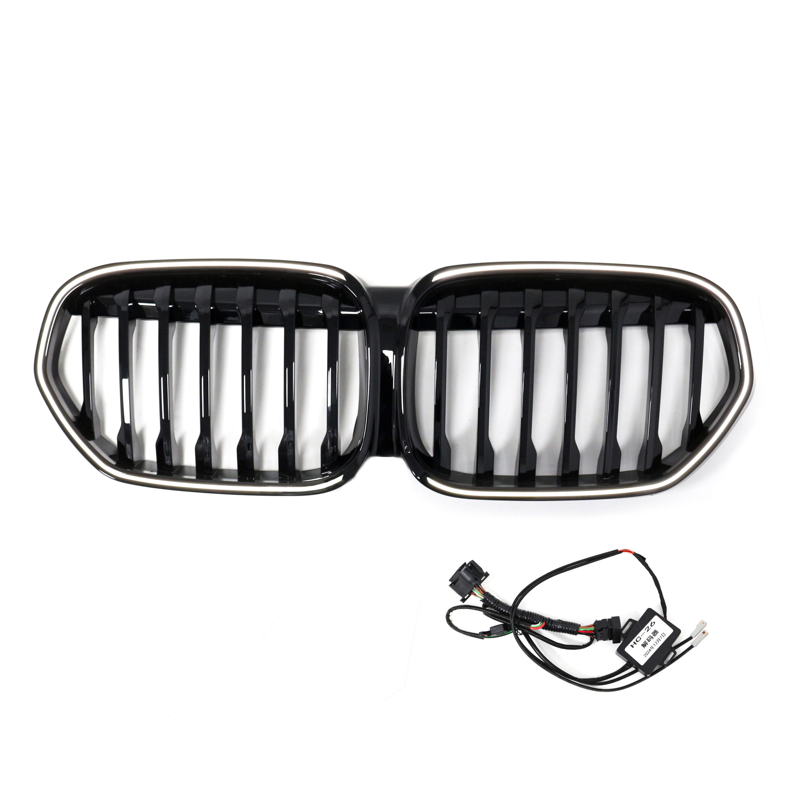 DMB38008-bmw-f48-lci-facelift-juodos-blizgios-viengubos-groteles-su-led-apsvietimu (2)