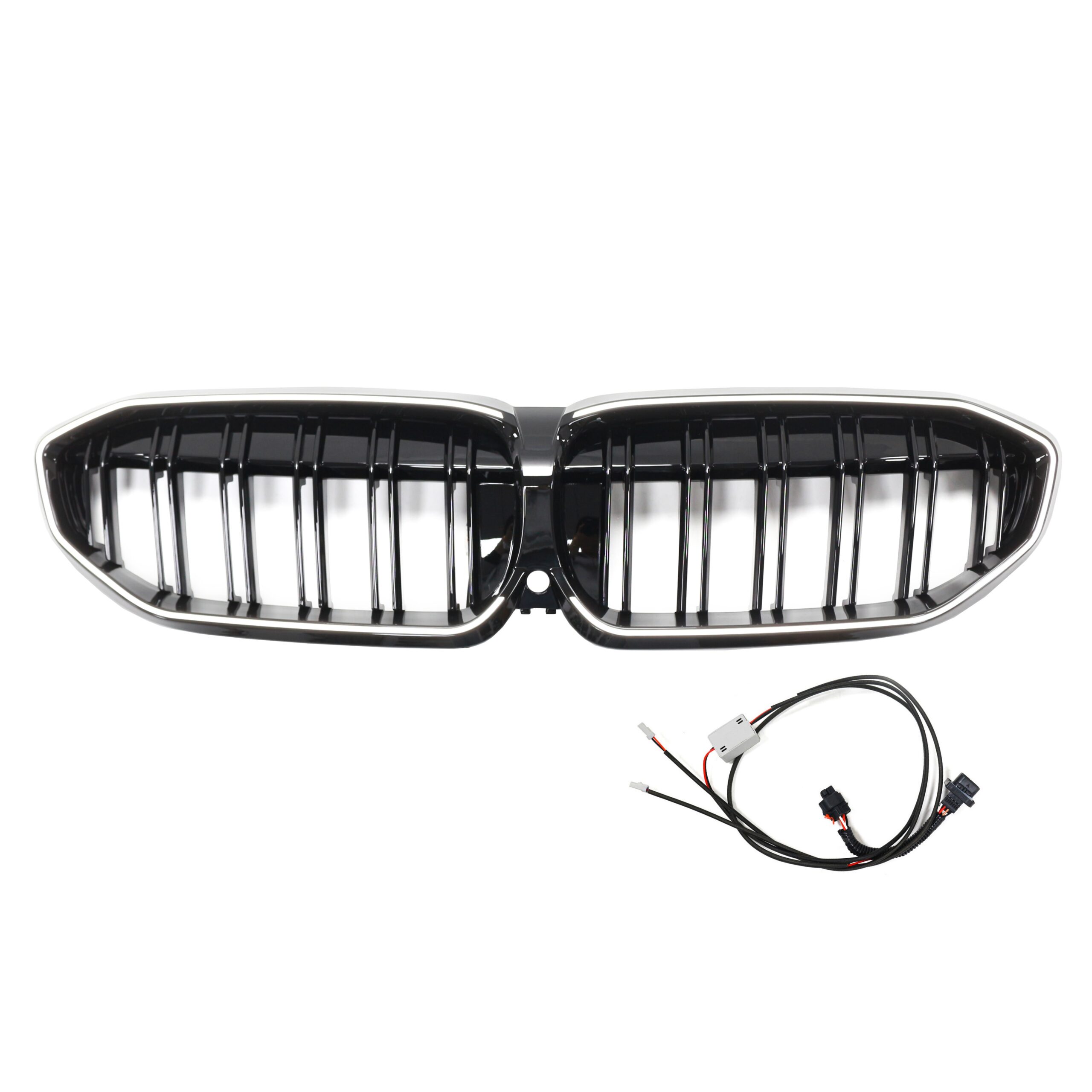 DMB18045-bmw-g20-g21-juodos-blizgios-dvigubos-groteles-su-led-apsvietimu (1)